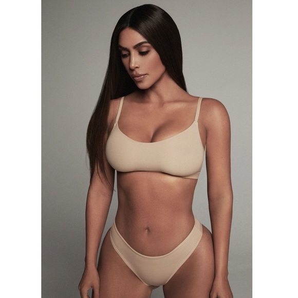 SKIMS Fits Everybody Scoop Bralette | Color: Mica | Size XXS | NEW/NWT!!🤎🤎 - Picture 1 of 9